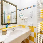 Zum Schwarzen Baeren Hotel 4*