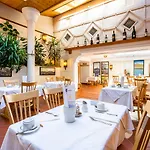 Zum Schwarzen Baeren Hotel 4*