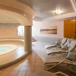 Zum Schwarzen Baeren Hotel
