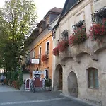 Zum Schwarzen Baeren Emmersdorf an der Donau
