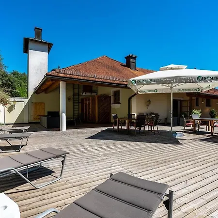 Zum Schwarzen Baeren Szálloda 4*