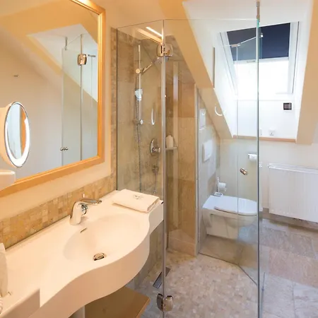 Hotel Zum Schwarzen Baeren Emmersdorf an der Donau