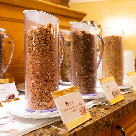 Hotel Zum Schwarzen Baeren Emmersdorf an der Donau