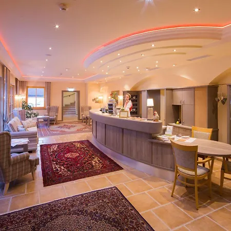 Zum Schwarzen Baeren 4*