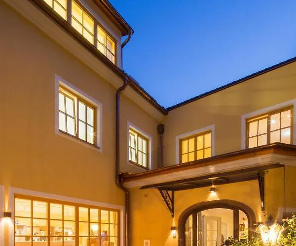 Hotel Zum Schwarzen Baeren Emmersdorf an der Donau