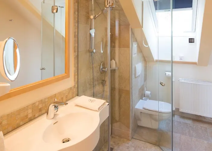 Hotel Zum Schwarzen Baeren Emmersdorf an der Donau